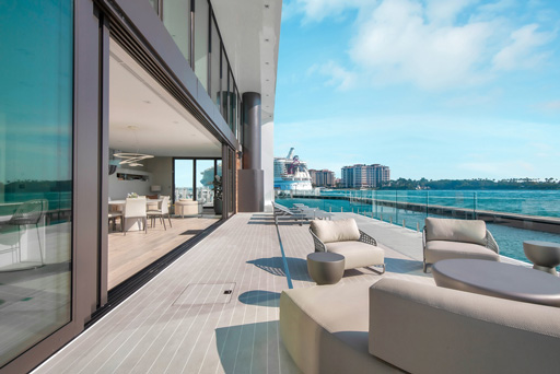 Global4Business-international-investments-livable-yacht-miami-house-yacht-living-terrace-4